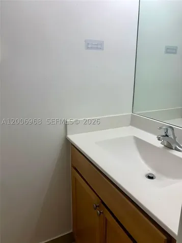 9228 W 33rd Way Hialeah FL 33018