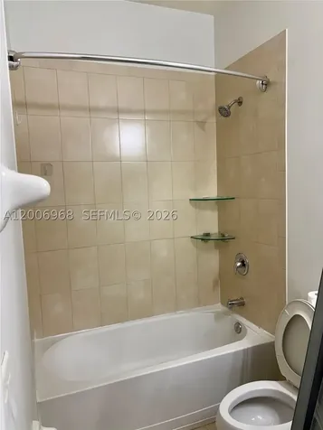 9228 W 33rd Way Hialeah FL 33018