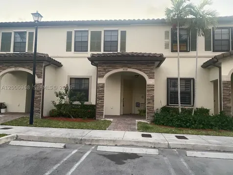 9228 W 33rd Way Hialeah FL 33018