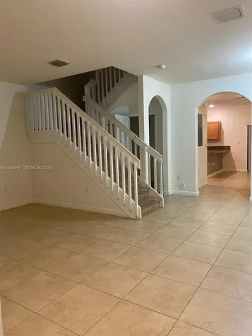 9228 W 33rd Way Hialeah FL 33018