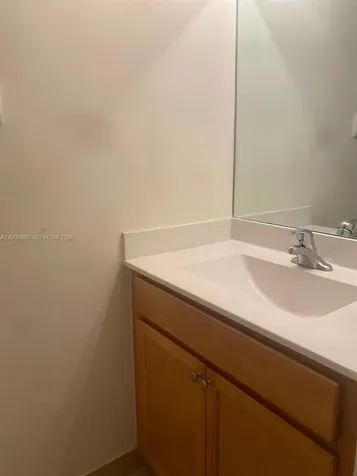 9228 W 33rd Way Hialeah FL 33018