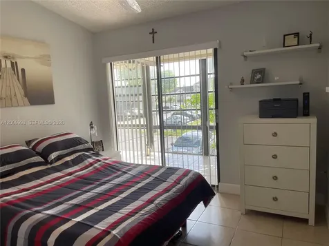 19055 NW 62nd Avenue Hialeah FL 33015