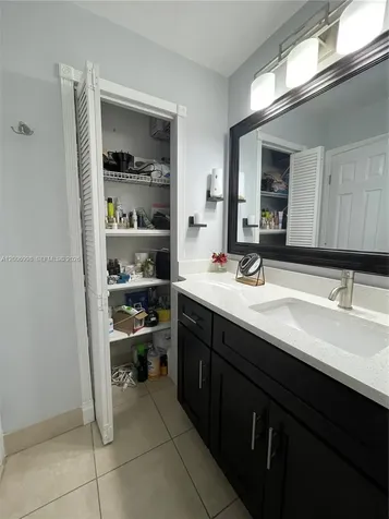 19055 NW 62nd Avenue Hialeah FL 33015