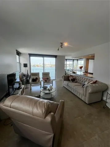 16570 NE 26th Avenue North Miami Beach FL 33160