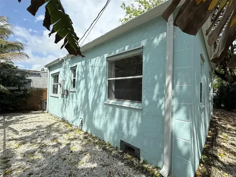 294 NE 57th Street Miami FL 33137