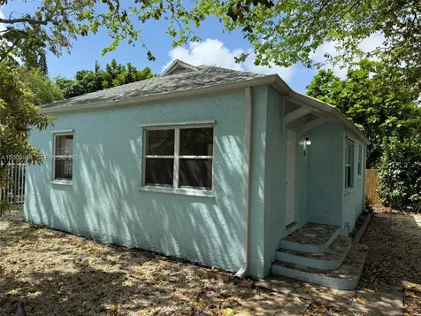 294 NE 57th Street Miami FL 33137
