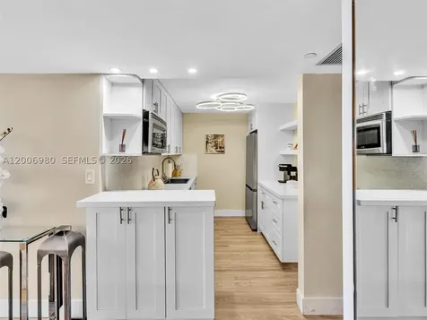 20301 W Country Club Drive Aventura FL 33180