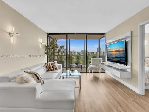 20301 W Country Club Drive Aventura FL 33180