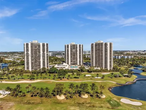 20301 W Country Club Drive Aventura FL 33180