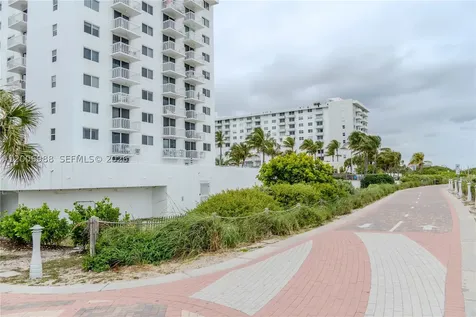 401 Ocean Drive Miami Beach FL 33139