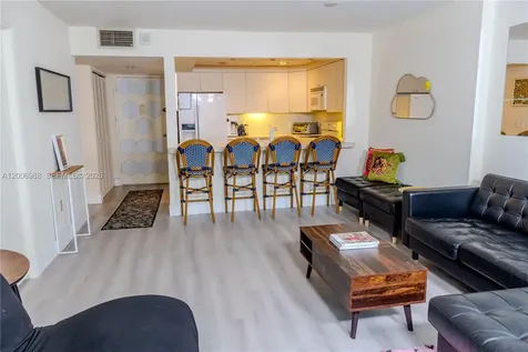 401 Ocean Drive Miami Beach FL 33139