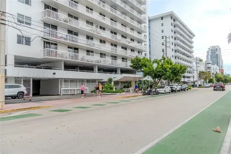 401 Ocean Drive Miami Beach FL 33139