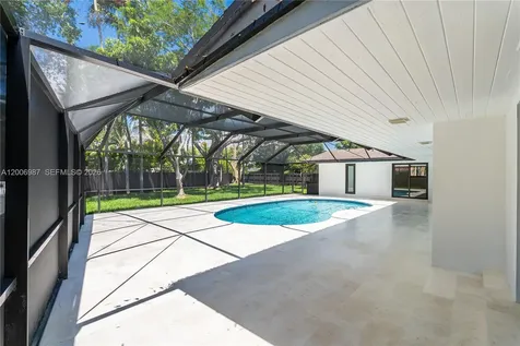 17737 SW 86th Avenue Palmetto Bay FL 33157
