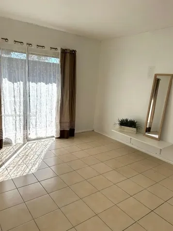 15385 S Dixie Highway Palmetto Bay FL 33157