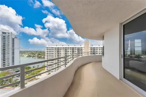 5555 Collins Avenue Miami Beach FL 33140