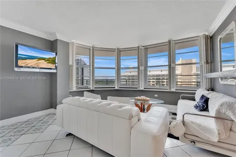 5555 Collins Avenue Miami Beach FL 33140