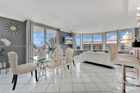 5555 Collins Avenue Miami Beach FL 33140