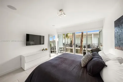 2130 Park Avenue Miami Beach FL 33139
