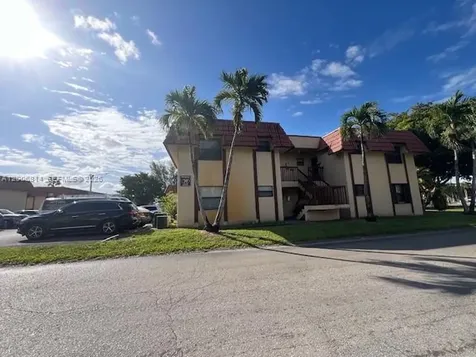 6535 W 26th Drive Hialeah FL 33016