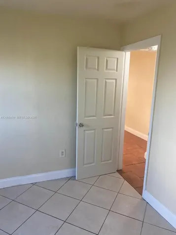 1319 NW 60th Street Miami FL 33142