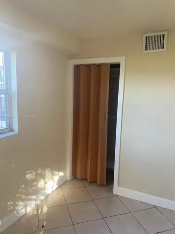 1319 NW 60th Street Miami FL 33142