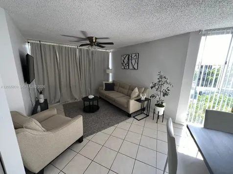 7125 NW 186th Street Hialeah FL 33015