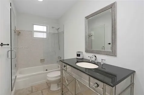 9394 SW 77th Avenue Miami FL 33156