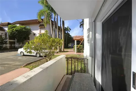 9394 SW 77th Avenue Miami FL 33156