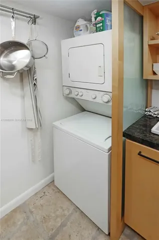 9394 SW 77th Avenue Miami FL 33156