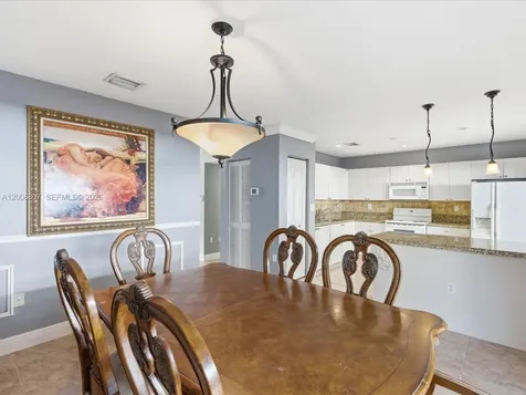 5982 SW 162nd Court Miami FL 33193