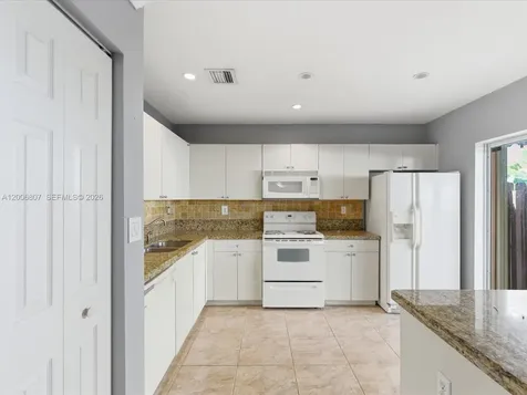 5982 SW 162nd Court Miami FL 33193