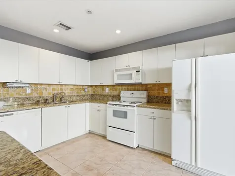 5982 SW 162nd Court Miami FL 33193