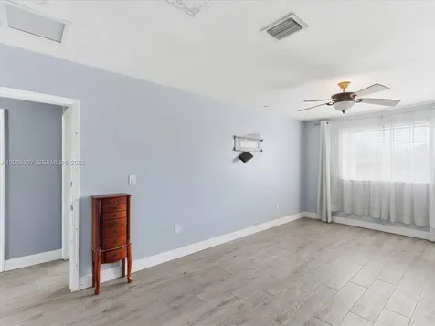 5982 SW 162nd Court Miami FL 33193