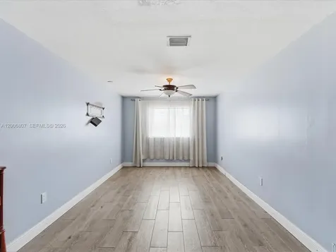 5982 SW 162nd Court Miami FL 33193
