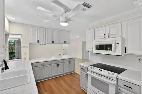 15821 SW 86th Avenue Palmetto Bay FL 33157