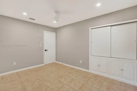 15821 SW 86th Avenue Palmetto Bay FL 33157