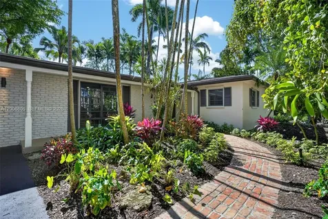 15821 SW 86th Avenue Palmetto Bay FL 33157