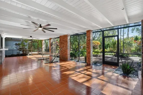 15821 SW 86th Avenue Palmetto Bay FL 33157