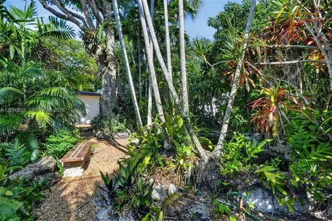 15821 SW 86th Avenue Palmetto Bay FL 33157