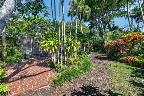 15821 SW 86th Avenue Palmetto Bay FL 33157
