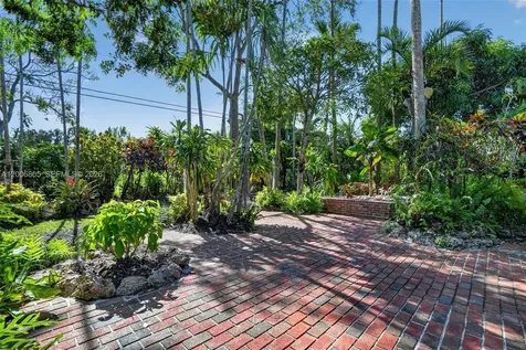 15821 SW 86th Avenue Palmetto Bay FL 33157
