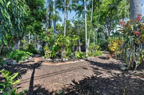 15821 SW 86th Avenue Palmetto Bay FL 33157