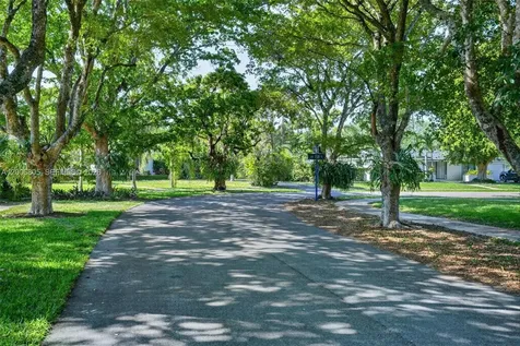 15821 SW 86th Avenue Palmetto Bay FL 33157