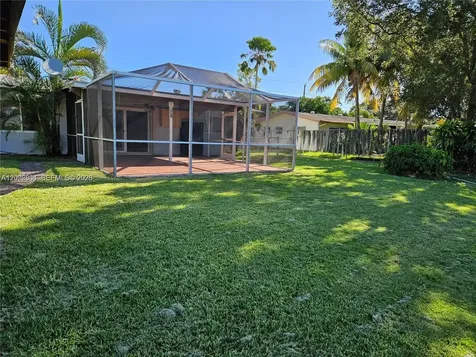 10050 Broad Channel Drive Cutler Bay FL 33157