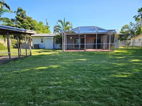 10050 Broad Channel Drive Cutler Bay FL 33157
