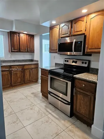 10050 Broad Channel Drive Cutler Bay FL 33157