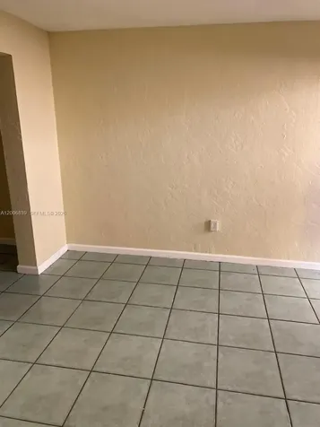 1319 NW 60th Street Miami FL 33142