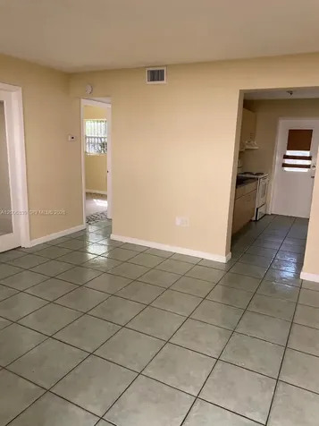 1319 NW 60th Street Miami FL 33142