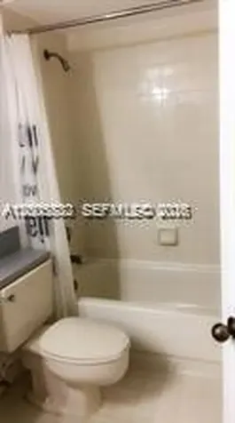 8290 Lake Drive Doral FL 33166