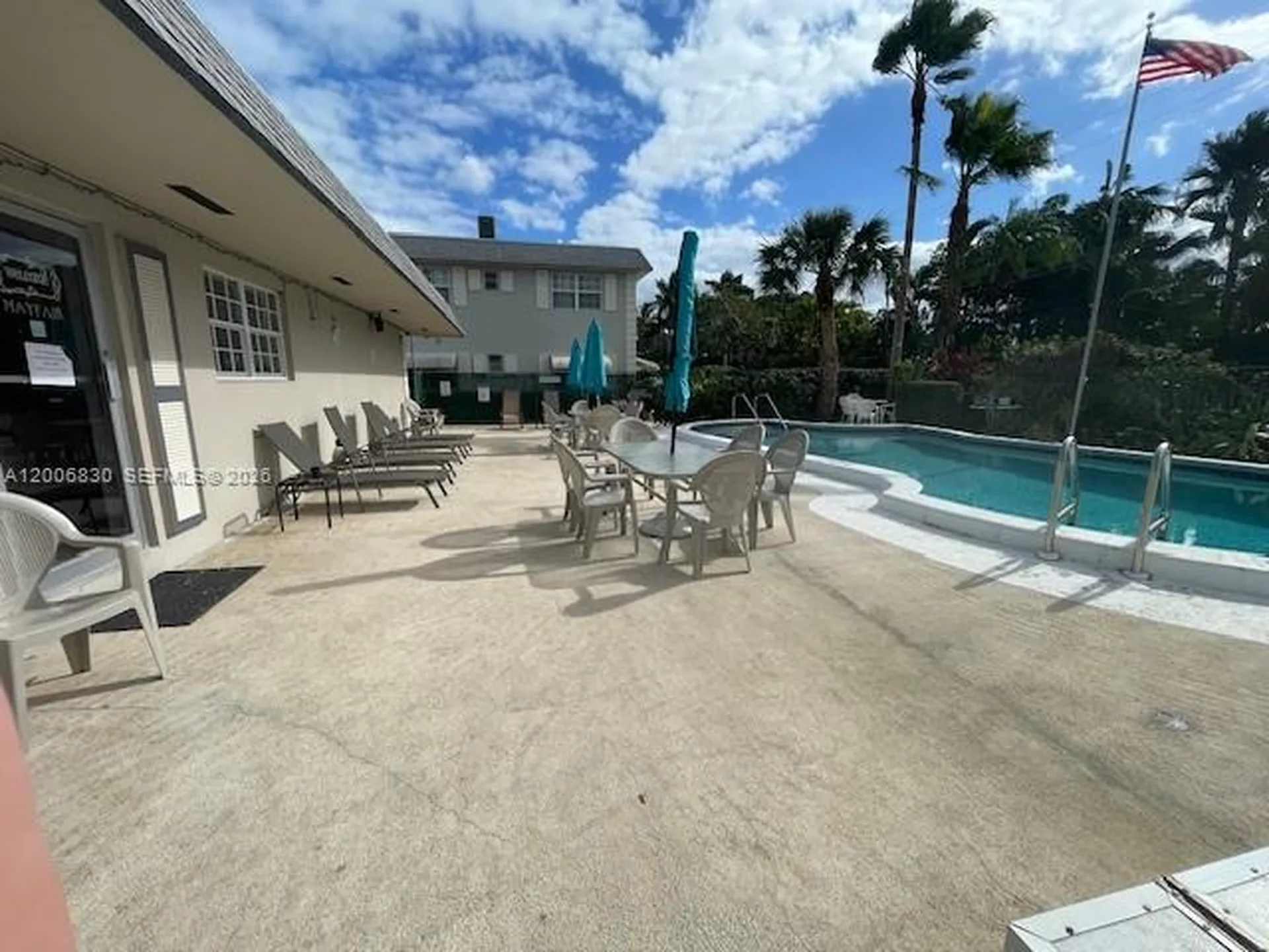 1560 Mckinley Street Hollywood FL 33020